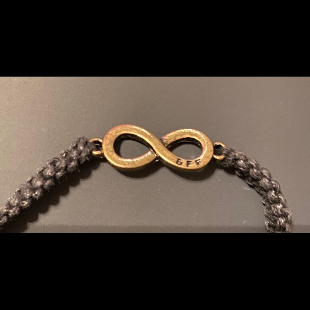 Two bracelets - Picture 6 of 6
